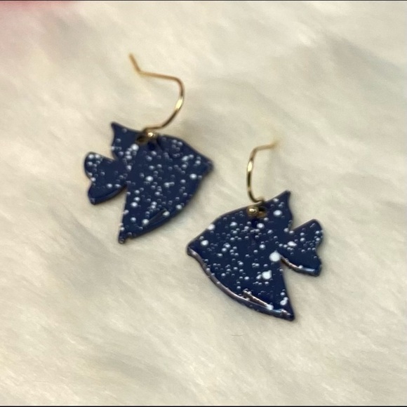 NWT ALFANI BLUE TROPICAL FISH DROP EARRINGS - Picture 5 of 6